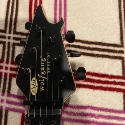 EVH Wolfgang special 2019 - Stealth black image 3