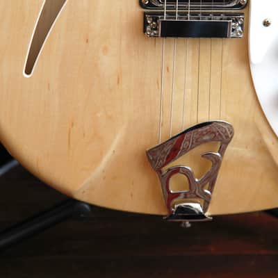 Rickenbacker 360 Mapleglo Semi-Hollow Electric Guitar image 7