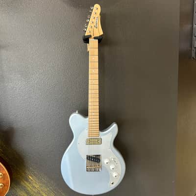 Eastman Fullertone SC'52 2025 - Present - Ice Blue Metallic image 1