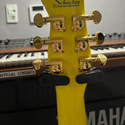 Schecter Diamond Prince Cloud Yellow Mint ! image 6