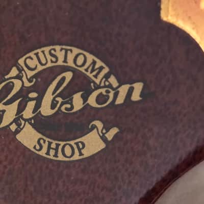 Gibson J-45 Custom 1 of 40 Quilt Bubinga USA Custom Shop J45 Quilted Figured Limited Edition Honeyburst Acoustic Guitar LR Baggs image 4