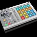 Native Instruments - Maschine Mikro MK2 white