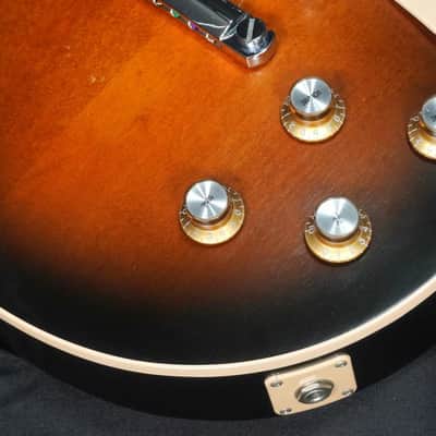 GIBSON USA Les Paul Traditional Mahogany Satin Vintage Sunburst -2012- [109320381] (07/06) image 6