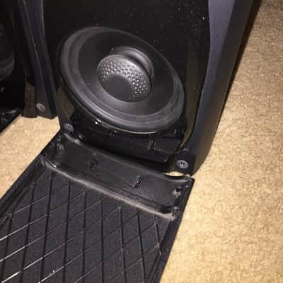 Definitive Technology SM45 Bookshelf Speakers, Pair Of Two(2) - Black image 6