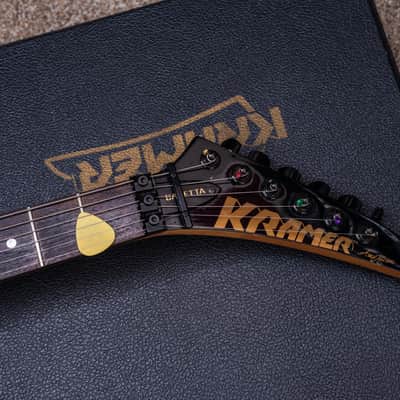 Kramer Baretta 1987 - Black - with case image 3