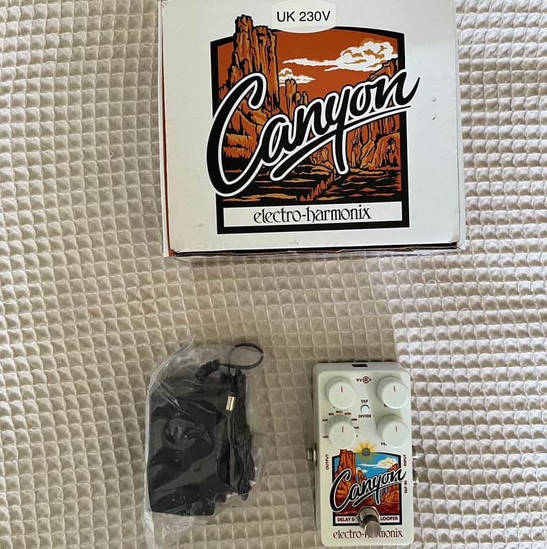 Electro-Harmonix Canyon 2017 - Present - White image 1