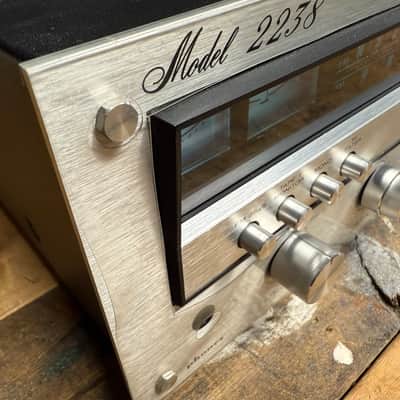 Marantz Model 2238 38-Watt Stereo Solid-State Receiver 1976 - 1977 image 5