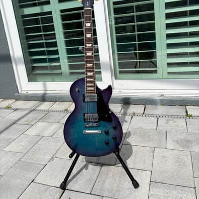 Gibson Les Paul Studio 2024 - Present - Blueberry Burst image 3
