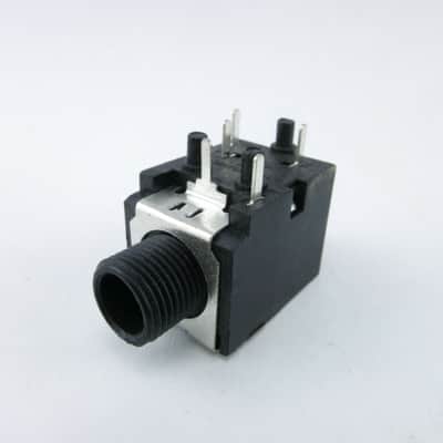 Sequential Circuits - Pro one , Prophet 600 , Six-Trak - Phone jack