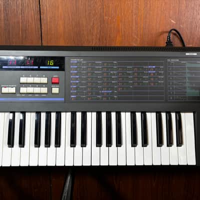 Korg DW-6000 Programmable Digital Waveform Synthesizer DWGS New battery! image 3
