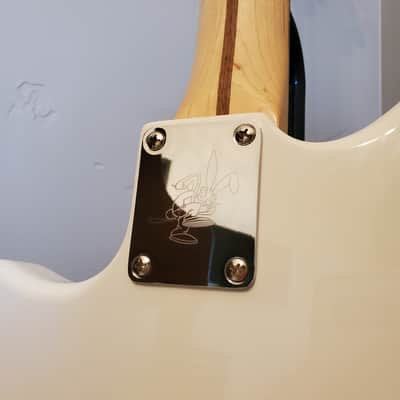 2022 Jazzmaster Build Hardtail Fender Invader White Tom Delonge Style image 9