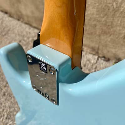 Fender Kurt Cobain Signature Jag-Stang 2021 - Present - Sonic Blue image 11