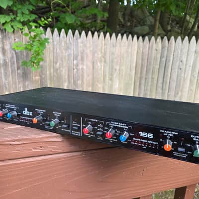 dbx 166 2-Channel Dynamics Processor | Reverb