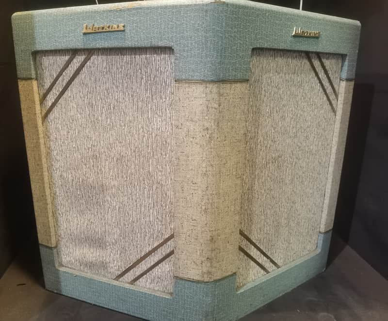 WEM V front Dominator 1961 - Blue image 1