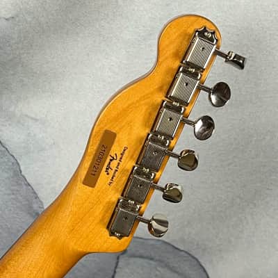 Squier Classic Vibe 60s Loaded Custom Telecaster Neck Vintage Tint with Slab Fingerboard image 3