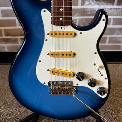 Yamaha SE-300 1985-1989 - Blue burst Guitar image 2