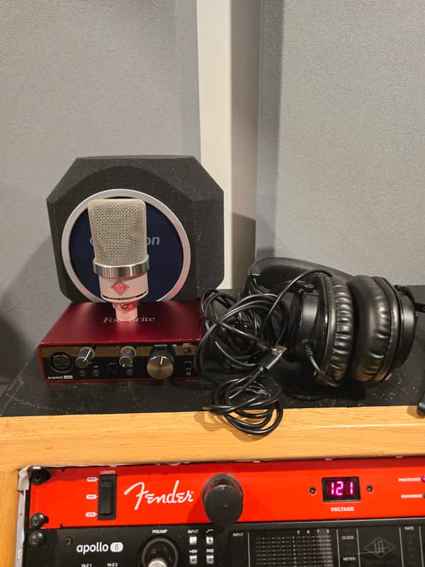Recording bundle Neumann TLM 102, Focusrite Solo, Headphones, insulation , cables image 1