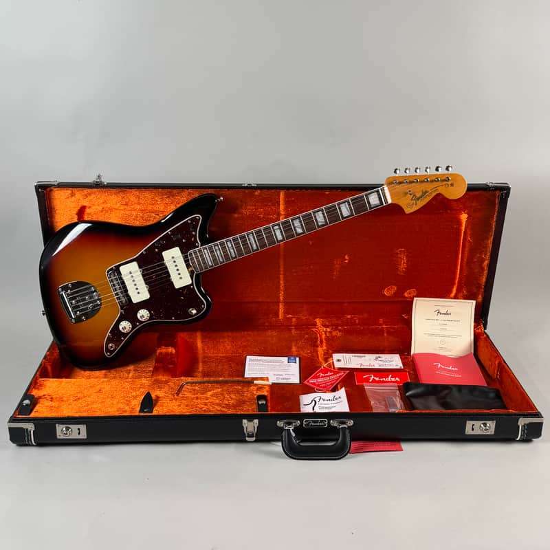 2024 Fender American Vintage ii '66 Reissue Jazzmaster Sunburst