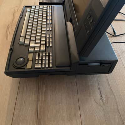 Atari stacy 1989 image 14