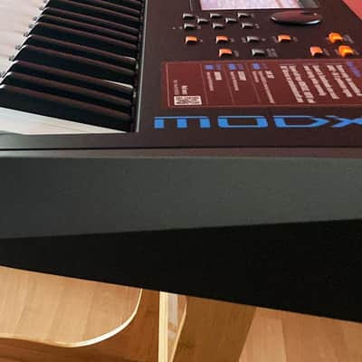Yamaha MODX6 61 Semi-weighted Key Synthesizer Synth Studio Keyboard MINT Condition image 7