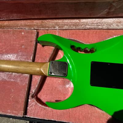 Ibanez JEM777-LG Steve Vai Signature with Edge Tremolo 1987 - 1988 - Loch Ness Green image 15