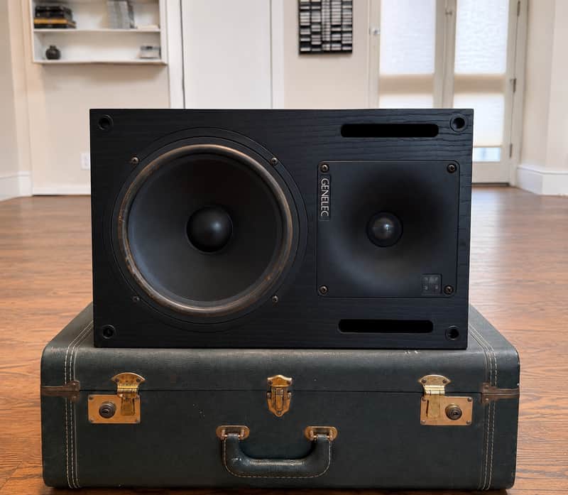 Genelec 1031A Powered Studio Monitor image 1