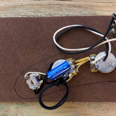 Fender Mustang PJ Bass Wiring Harness CTS Pots Oil Capacitor Switchcraft Switch image 6