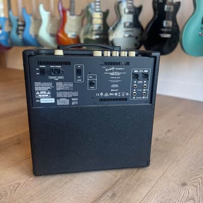 Fender Rumble Studio 40-Watt 1x10" Bass Combo 2018 - Present - Black image 2