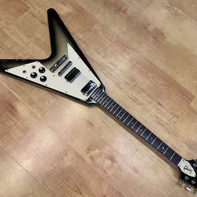 Gibson Flying V Electric Guitar 1981 - Silverburst image 7