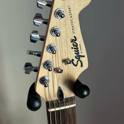 Squier Bullet Stratocaster HT - Fiesta Red image 9