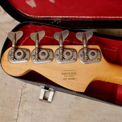 Fender Musicmaster Bass 1975 - Blue image 10