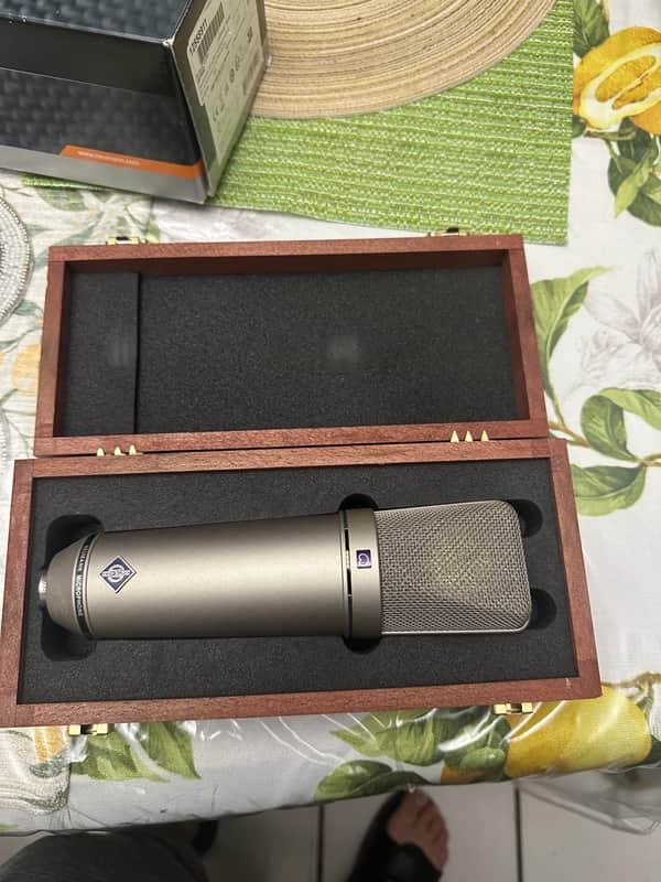 Neumann U87 - Nickel image 1