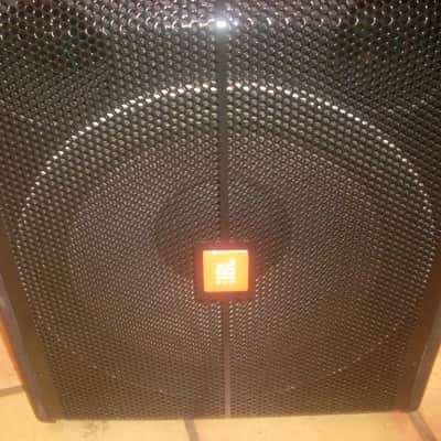 JBL SRX 718S Works Perfect image 7