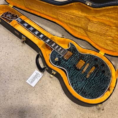 QUILT 👵! 2025 Gibson Custom Shop Les Paul Custom 7A Quilt Top M2M Made To Measure Northen Lights Ebony Fretboard Special Order Figured F Q 5A 7A 1960 V2 Neck Nordic Blue Blueberry Cobalt Trans Aqua Custombucker Pickups Gold Hardware Full Gloss image 23