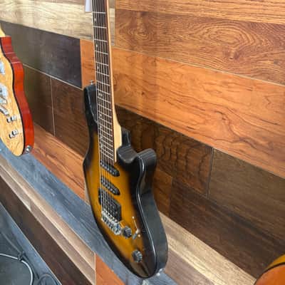 Washburn Maverick Series BT-4 - Gloss image 5