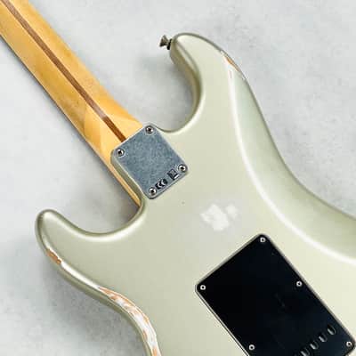 Fender Road Worn Player Stratocaster HSS 2011 - Inca Silver image 12