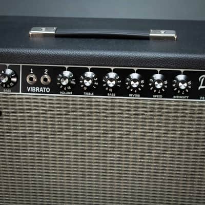 Fender Tone Master Deluxe Reverb Combo Guitar Amplifier w/Cover & Footswitch - Preowned image 4