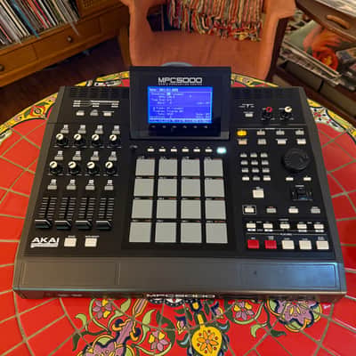 Akai MPC5000 - W/  DVD-CD Drive Excellent Condition! image 2