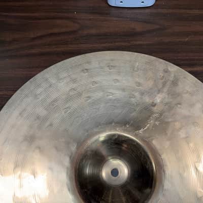 Zildjian ZBT 16" Crash Cymbal - 927 grams image 7