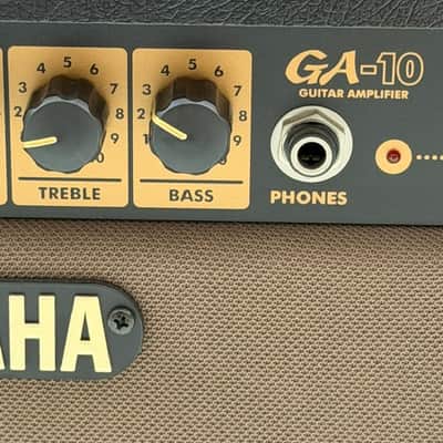 Yamaha GA-10 Practice Amplifier SN: LH10715 image 5