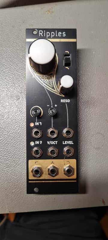 Mutable Instruments Ripples V2 2023 - Black / Gold image 1