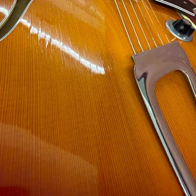 1960s Wurlitzer Hollow Body guitar with case Welson 7730 1967 - Sunburst image 11