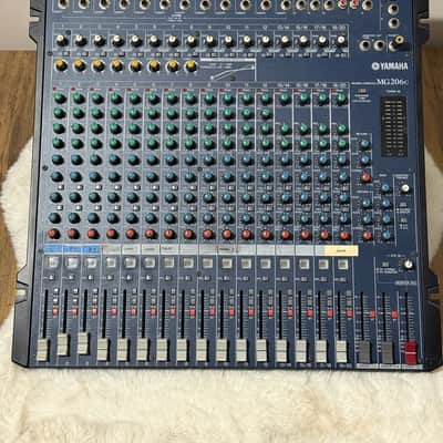 Yamaha MG206C 20 Channel Mixer 2010s - Blue image 2