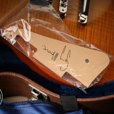 2001 Gibson Gary Moore Signature Model Les Paul Lemon Burst image 11