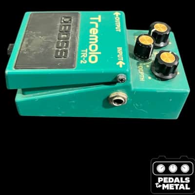 Boss TR-2 Tremolo (Silver Label) 1997 - Present - Green - X18992 image 4