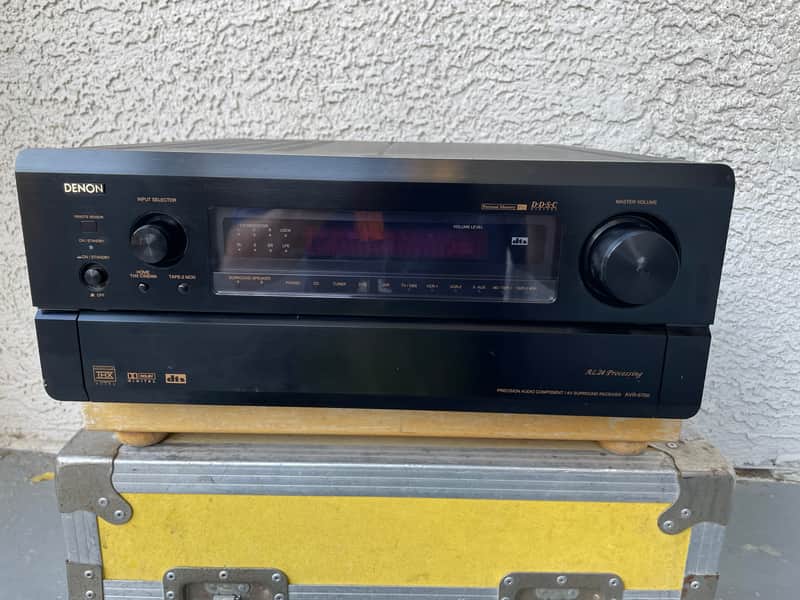 Vintage Denon AVR-5700 AV Surround Receiver For Parts Or Repair  - Black image 1