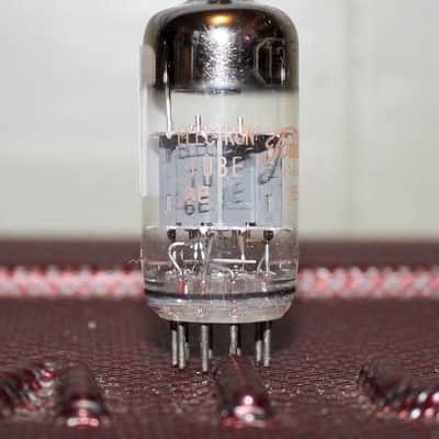TOSHIBA 12AT7 ECC81 PERFECT BALANCE GRAY PLATE COPR GRID POST HALO GETTER TEST NOS+ VINTAGE 1966 image 2