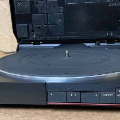 RCA Linear Tracking Turntable MTT131  1985 - Black image 3