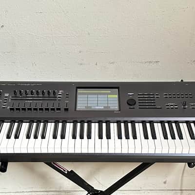 Korg Kronos 73-Key Music Workstation Keyboard w/ SKB Travel Case image 19