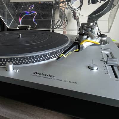 Technics SL-1200GR Turntable (Silver) w/ Ortofon Cart & Dust Cover (33/45/78) image 11